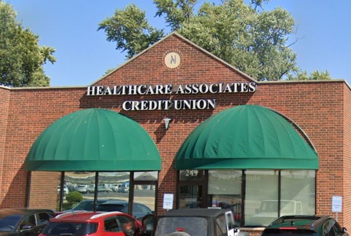healthcare associates credit union des plaines location
